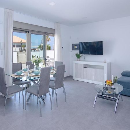 Apartment Urban 3 Beachfront Corralejo By Holidays Home Exteriör bild